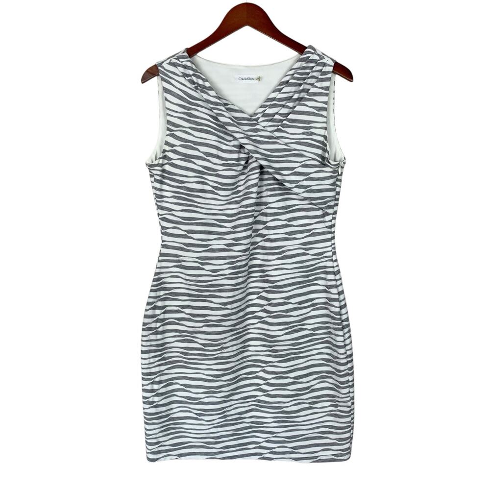 Calvin Klein Sheath Dress Sleeveless Textured Grey White Stripe Women's 12